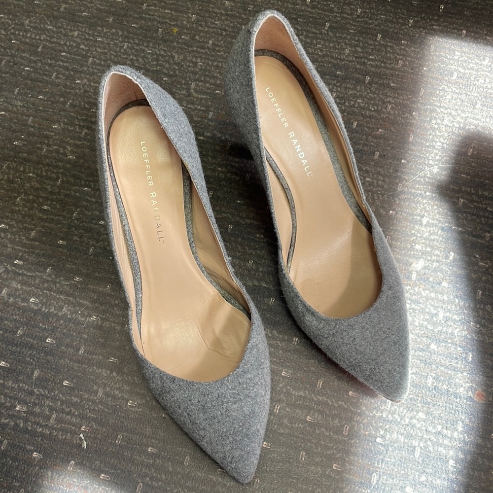 LOEFFLER RANDALL HEELS SIZE 9 GRAY